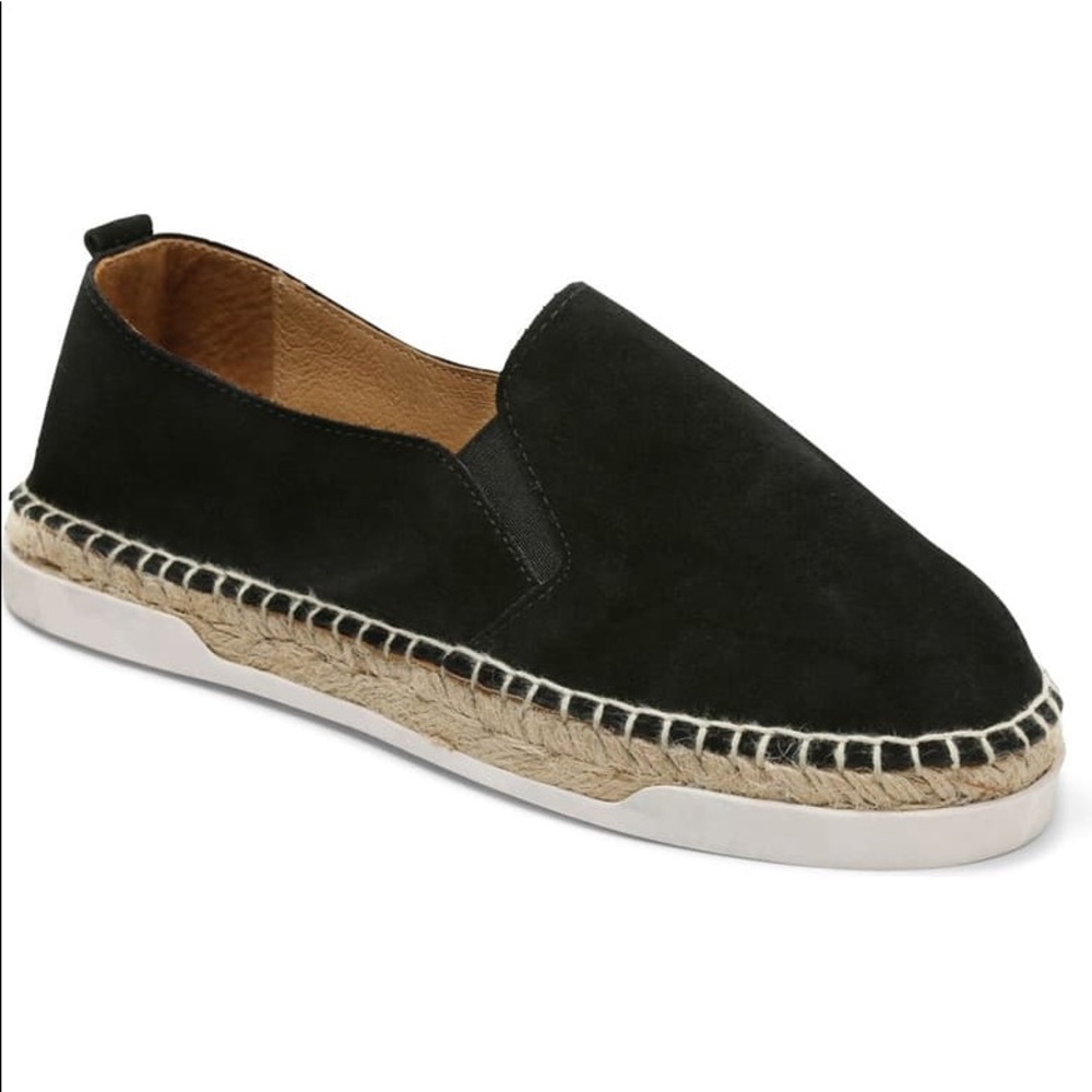 Andre Assous Shane Espadrille